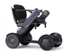 Scooter elettrico: ideale per le persone con mobilità ridotta Scooter elettrico: ideale per le persone con mobilità ridotta